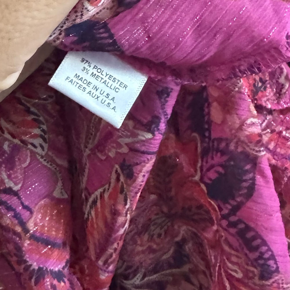 Misa Los Angeles Leeva Bell Sleeve Minidress in Fuschia Batik - Picture 4 of 6